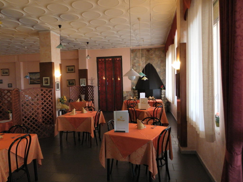 Hotel 106 Селия Марина Екстериор снимка