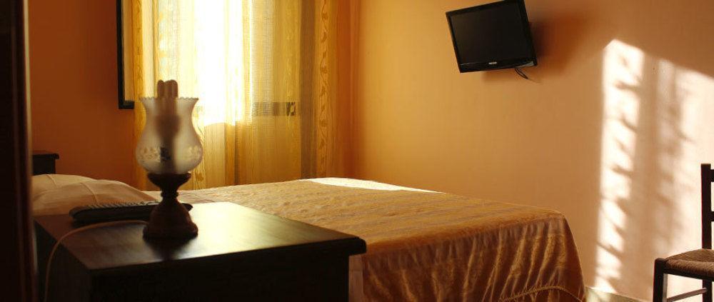 Hotel 106 Селия Марина Екстериор снимка