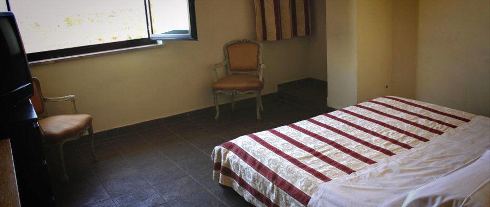 Hotel 106 Селия Марина Екстериор снимка