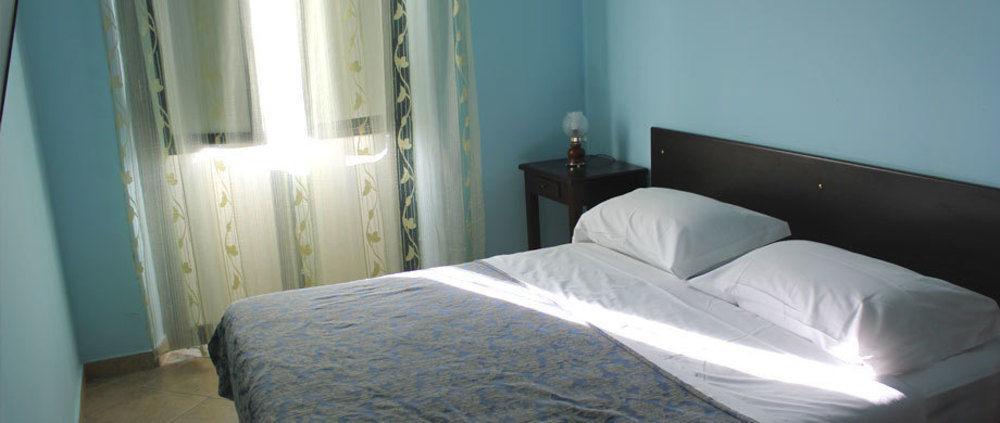 Hotel 106 Селия Марина Екстериор снимка