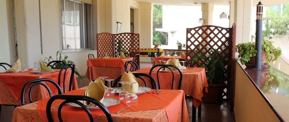 Hotel 106 Селия Марина Екстериор снимка