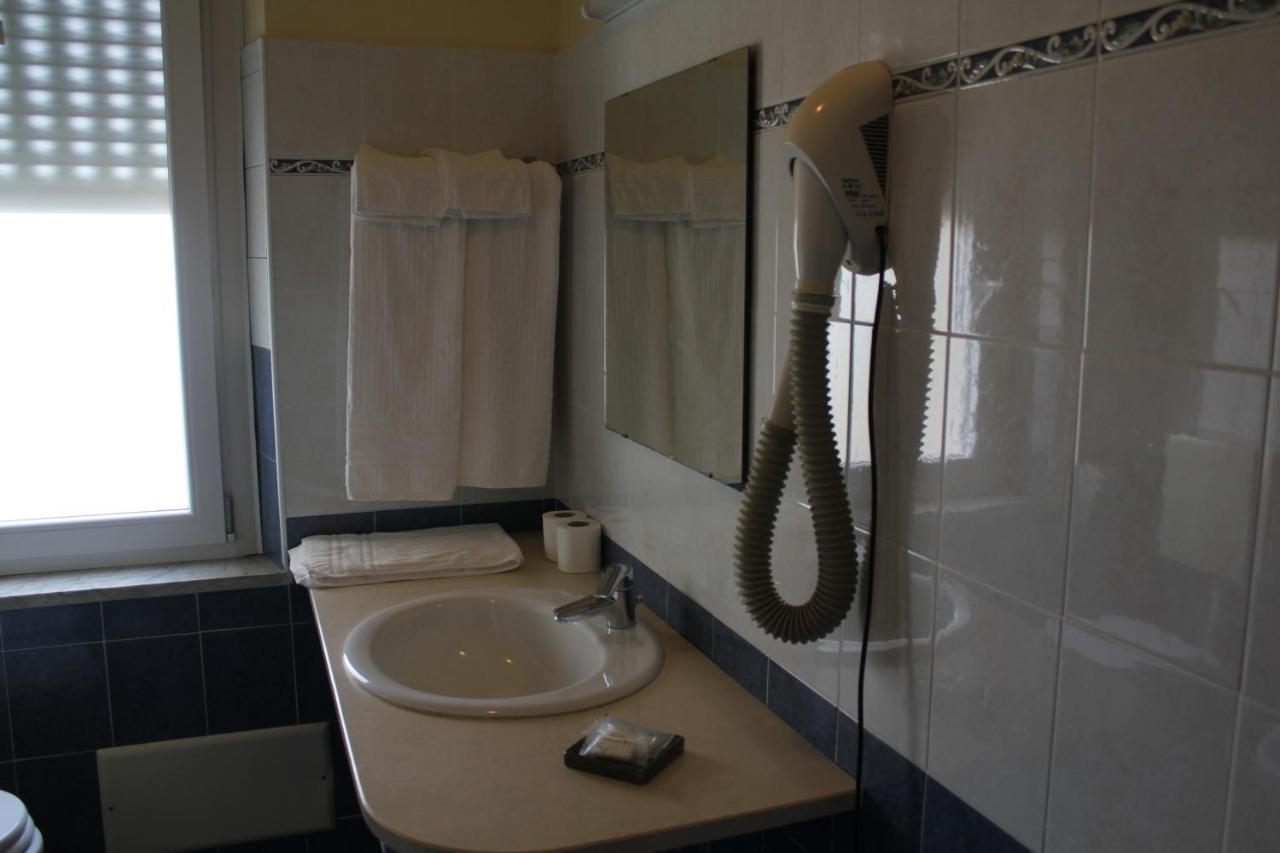 Hotel 106 Селия Марина Екстериор снимка